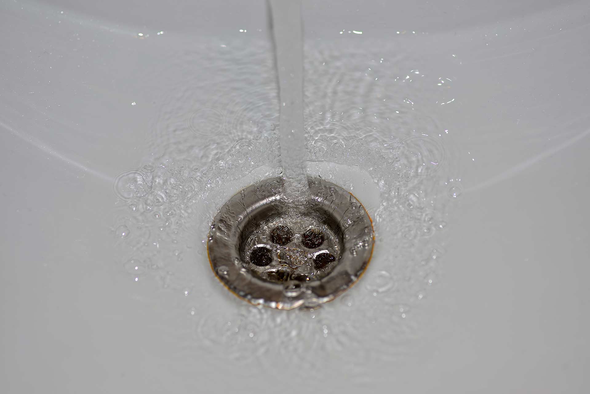 A2B Drains provides services to unblock blocked sinks and drains for properties in Chatham.